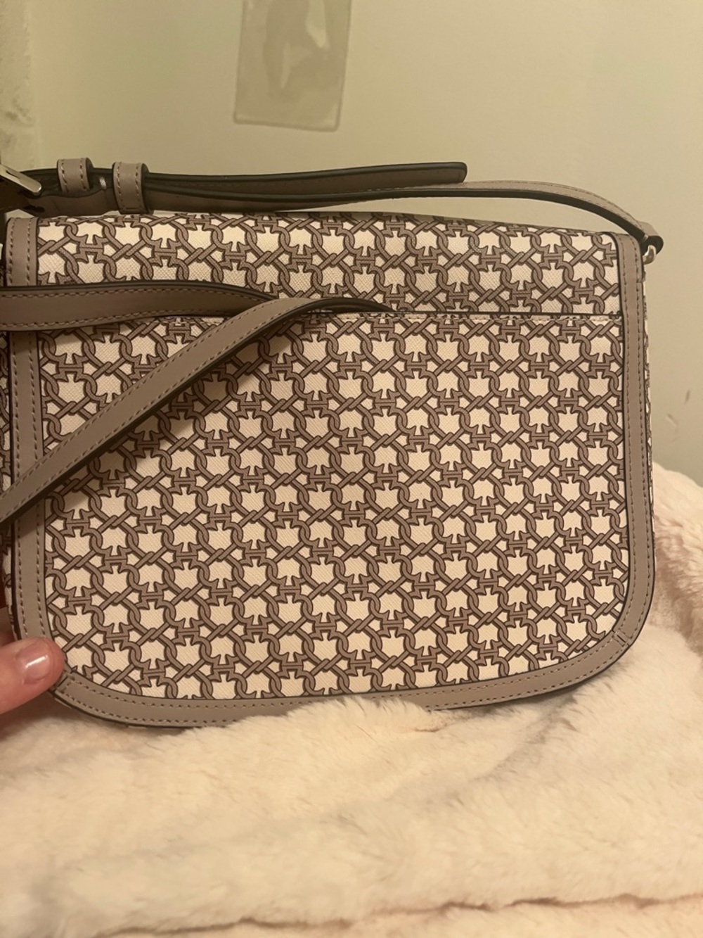 Kate Spade Link Saddle Bag in White Multi, NWT - Picture 4 of 5